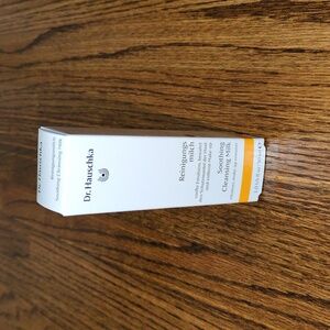 NEW In Box Dr. Hauschka Soothing Cleansing Milk